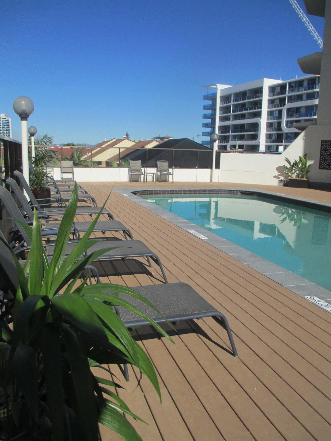 Sandy Point Beach Resort Gold Coast Eksteriør billede